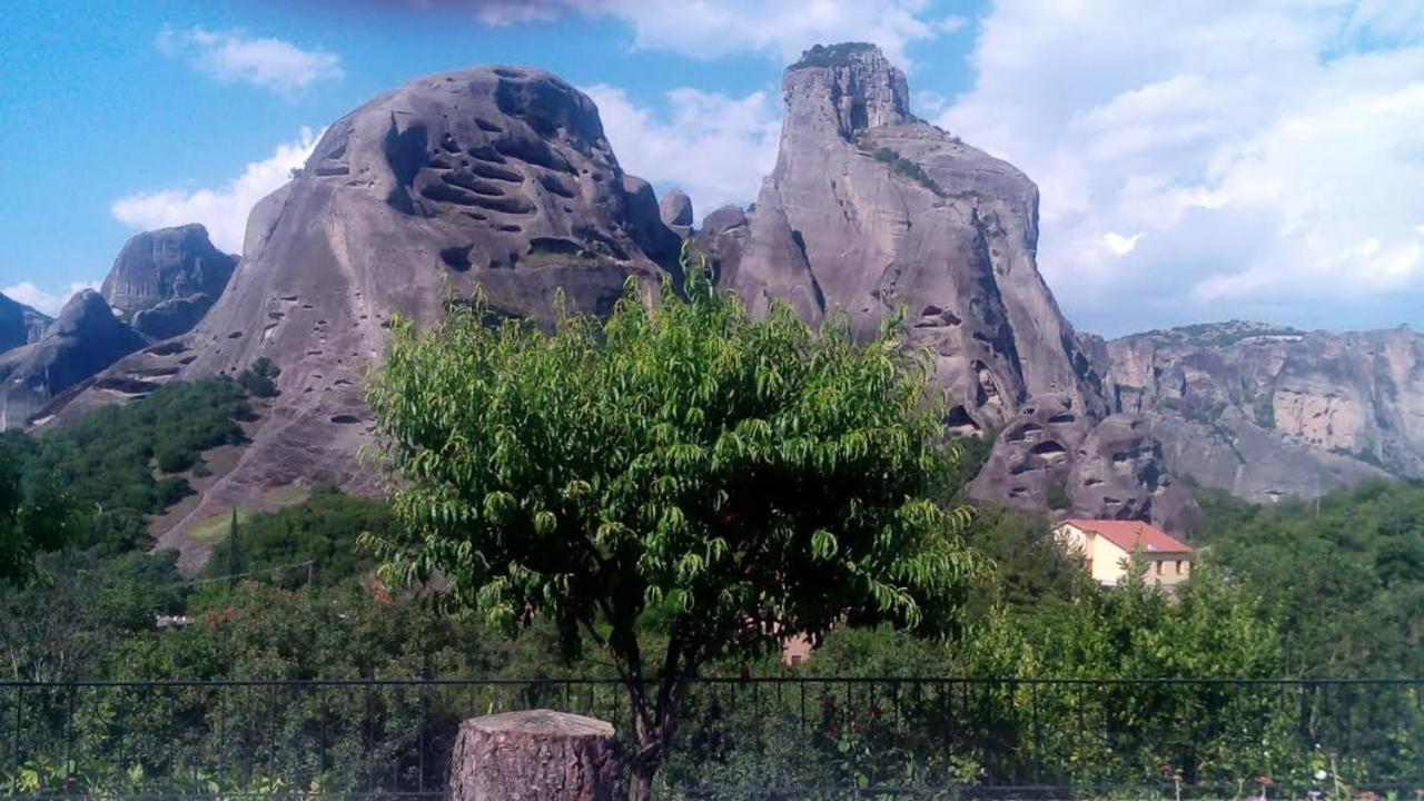Majestic View Home Just Under Meteora Unesco Site カランバカ エクステリア 写真