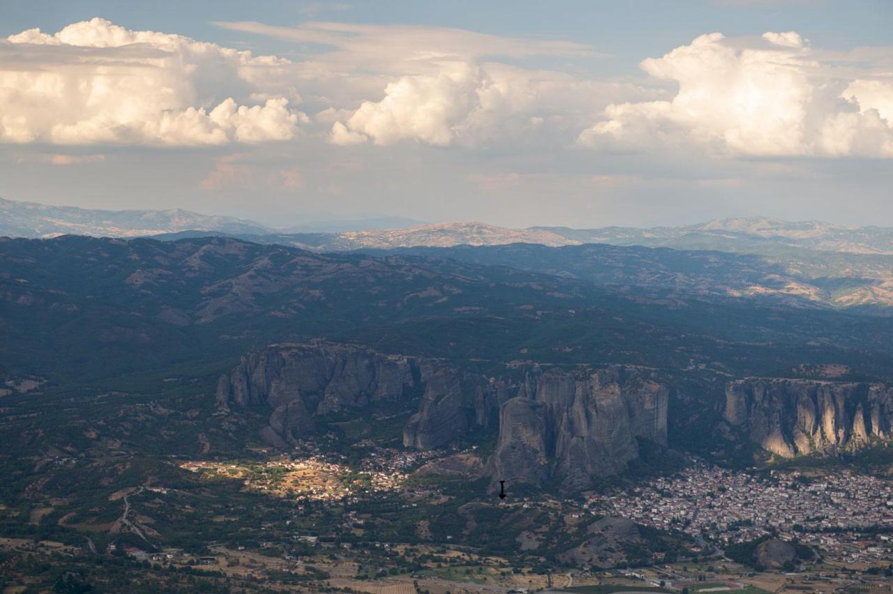 Majestic View Home Just Under Meteora Unesco Site カランバカ エクステリア 写真
